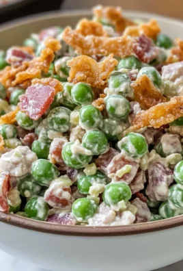 Creamy Turkey Bacon Pea Salad