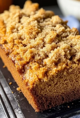 Easy Pumpkin Bread with Crumb Topping