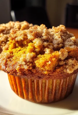 Amazing Spiced Pumpkin Streusel Muffins: 280-Calorie Delight