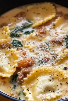 Creamy Tuscan Ravioli Soup : Comfort in Every Spoonful