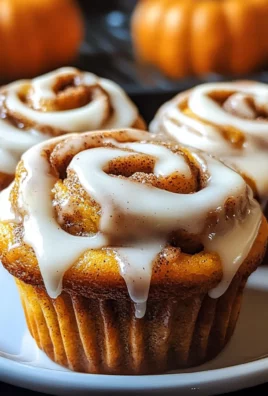 Pumpkin Cinnamon Roll Muffins