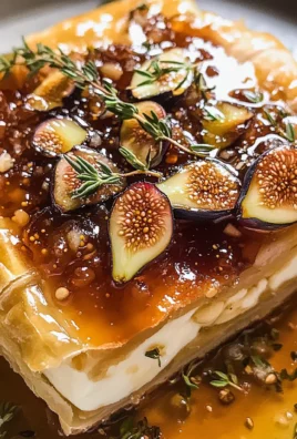 Baked Brie in Puff Pastry with Honey and Fig