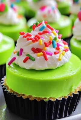 Grinch Mini Cheesecakes